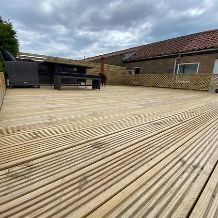 Casa vacanze Idyllic Cottage, With Sea Views, Sleeps 6 *