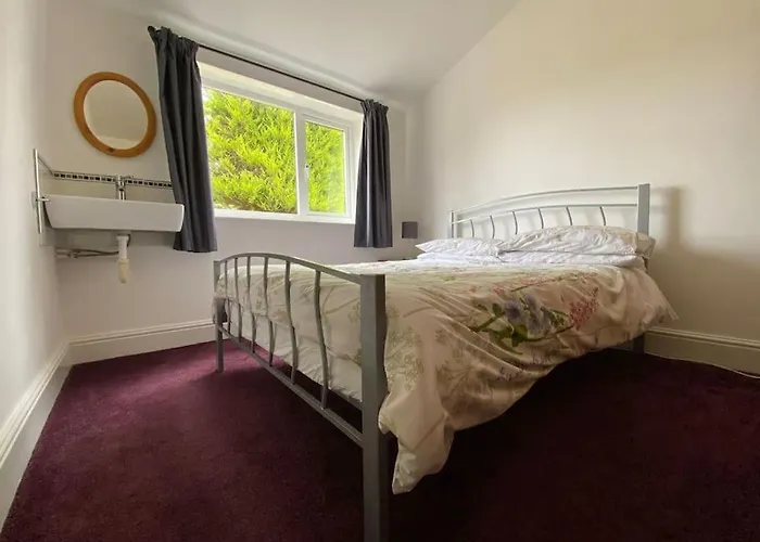 Idyllic Cottage, With Sea Views, Sleeps 6 Vakantiehuis *