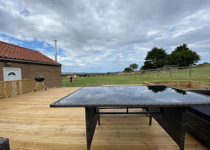 Idyllic Cottage, With Sea Views, Sleeps 6 Vakantiehuis *